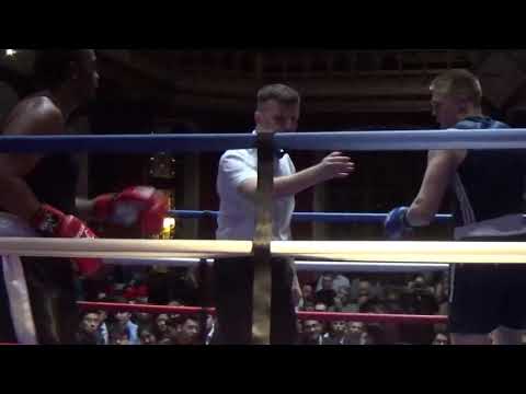 MAH00411 - 2020 OXFORD UNIVERSITY ABC "TOWN V GOWN" AMATEUR BOXING MATCH