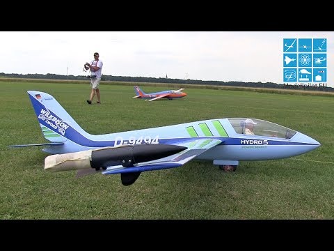 2X SOLO FOX RC GLIDERS AEROBATIC AIRSHOW FLIGHT SLOT DMFV BRUCKMANN MODELLBAU