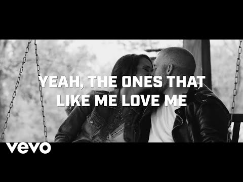 Brantley Gilbert - The Ones That Like Me (Lyric Video)