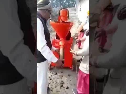 Cow Dung Log Making Machine
