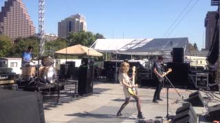 Ume- &quot;Chase it Down&quot; live at Fun Fun Fun Fest 2012