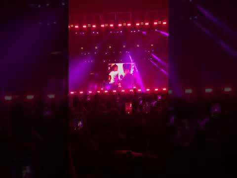 Dua Lipa - New Rules (Live) [Echo Beach Toronto, July 30/18]