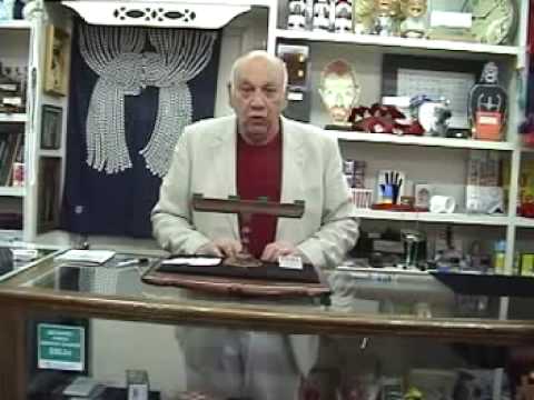 Ultissimo Deluxe by Louis Gaynor, Paul Curry