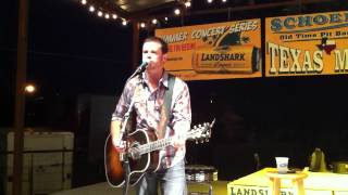 Wade Bowen at Schoepf&#39;s in Belton - Say Anything