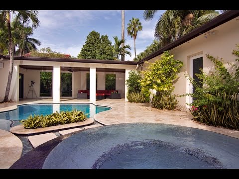 Hollywood Luxury | 1017 Tyler Street, Hollywood, FL 33019
