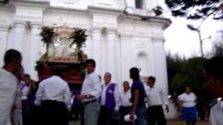 preview picture of video 'Salida del Santo Entrierro de Cristo...2010-coatepeque-El salvador'