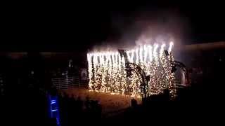 preview picture of video 'XXI ExpoAgro de Campos Belos - Abertura do rodeio e grande queima de fogos.'