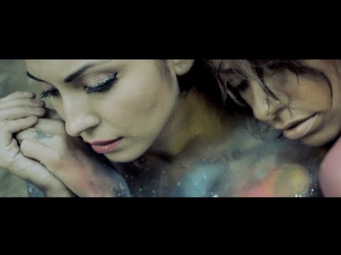 Mon Laferte - Tornasol ft. Renee Mooi (Video Oficial)