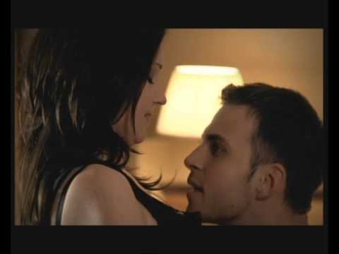 Alenka Gotar - Cvet Z Juga (Official Video)