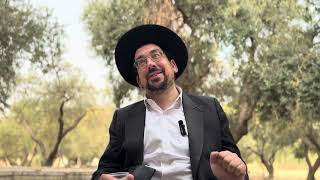 הישמר לך פן תשכח את ה׳ | הרב אליהו ובר (ישיבת הר הבית) - התמונה מוצגת ישירות מתוך אתר האינטרנט יוטיוב. זכויות היוצרים בתמונה שייכות ליוצרה. קישור קרדיט למקור התוכן נמצא בתוך דף הסרטון