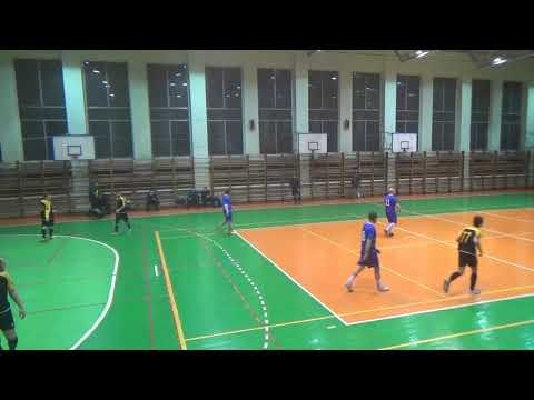 КУ  11   2 7 Джокер – ZomBee  голы