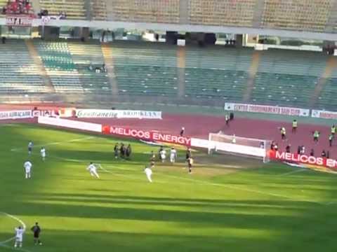 Maradona? No,  De Falco! Bari - Vicenza 2-2 - 17/12/11 - Serie bwin 2011/2012