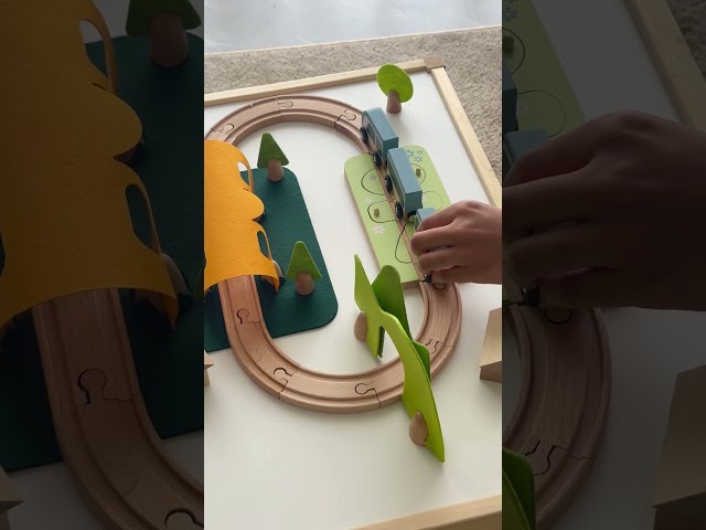 مجموعة القطار الخشبي