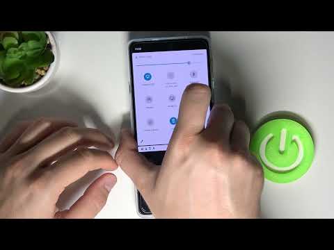 MOTOROLA Edge 20 – Find Torch Option and Activate Flashlight