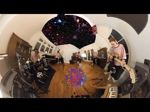 Mura Masa - Firefly (feat. NAO) - Chris Melfi 360° Live Lounge Sessions