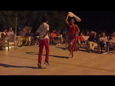 Il più piccolo e bravo ballerino di pizzica pizzica