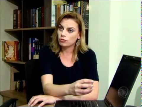 Justiça manda exumar corpo de mulher com rosto desfigurado