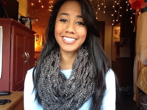 DIY Arm Knitted Infinity Scarf