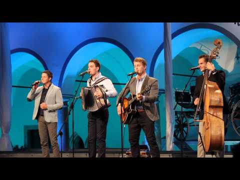 Ansambel VESELI DOLENJCI - Ti edina