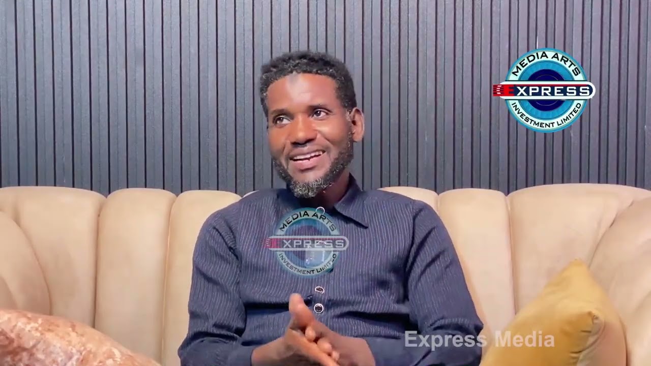 Ban Taba Ganin Dauda Kahutu Rarara Ido Da Ido Ba - Auwal Adam