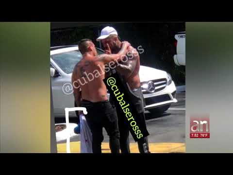 Osmani García y Aldo de los Aldeanos se pelean en un hotel de Tampa