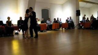 Denise Thierry Guardiola Chateau Calavon Silueta Portena