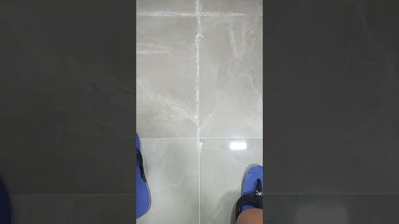 Nunca use CINZA PLATINA da quartizolit em piso cinza, porque ele é BRANCO