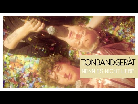 Tonbandgerät feat. Stefanie Heinzmann - Nenn es nicht Liebe (Official Video)