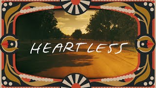 Kadr z teledysku Heartless tekst piosenki Nathaniel Rateliff & The Night Sweats