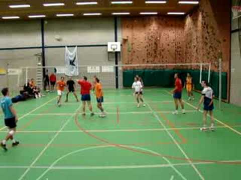 Landstede H4 volleybal spikes