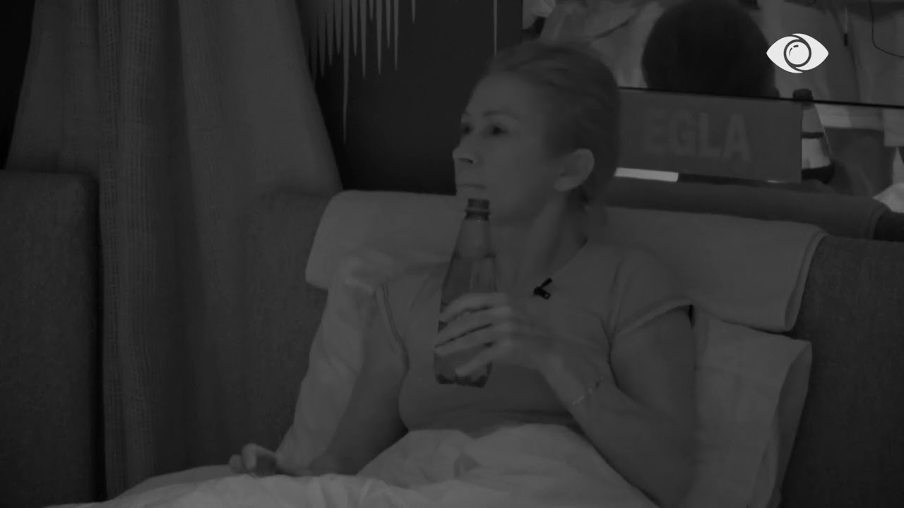 “Ai më ka nominuar, ndërsa unë jo”/ Egla-Julit për Gazin: Ka mbledhur 5 femra…