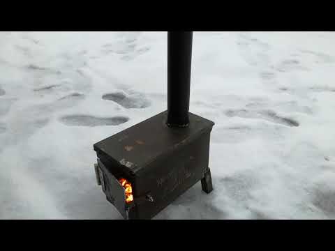 Zeltofen aus Munitions Box selfmade.