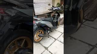 Download lagu honda beat fi mothai motovlog siap ngabuburide #shorts #viral #fyp #ngabuburide #beat mp3