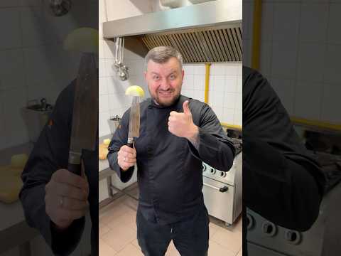 Viral Onion Hack from the US — Does It Actually Work?