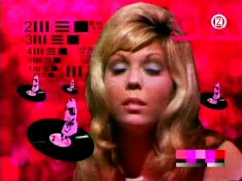 Audio Bullys ft  Nancy Sinatra - Shot You Down