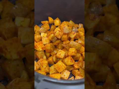 Easy Air Fryer Potatoes #easyrecipe #recipe #dinner