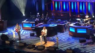 Thomas Rhett singing Sixteen