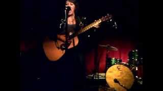Martha Wainwright - Everything Wrong