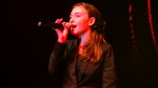 fiona Valentin chante julie Zenatti (Tango princesse)