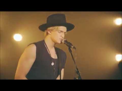 Video thumbnail for I’m Your Friend