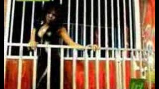 Ja Rule ft Ashanti Mesmerized