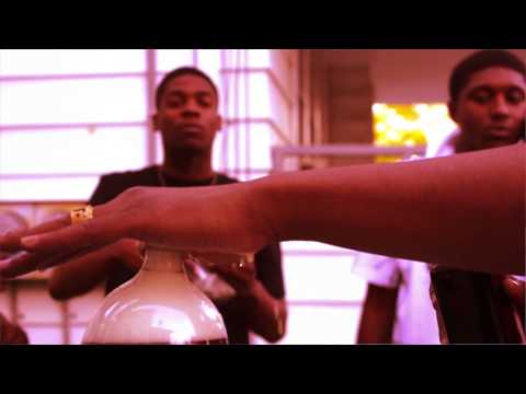 Db4Tv Presents Paperboy Rell x Young Bossi x Donk- In The Moment