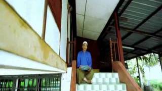 Download lagu Nazrey Johani - Muslimah.wmv mp3