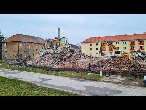 Začalo sa s búraním „205-ky“