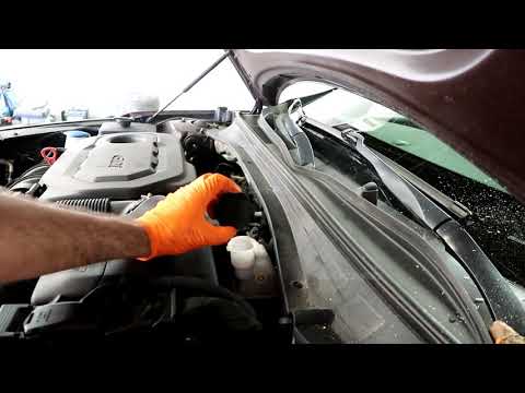 2015-2020 Kia Optima Check and Add Brake Fluid