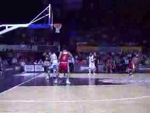 43 17-10-07 BCO-Charleroi - Score van Sam, niettegenstaande