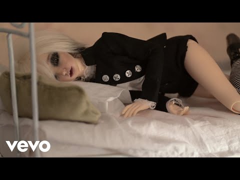 Frost Children - Sister (Official Music Video)