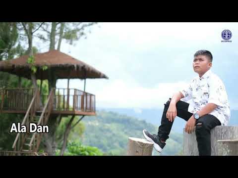 Boan Au Inang Ditangiangmu  Lirik   Valdo Panggabean