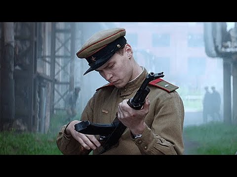 UN RUS a creat una dintre cele mai EMBLEMATICE și LETALE ARME din LUME