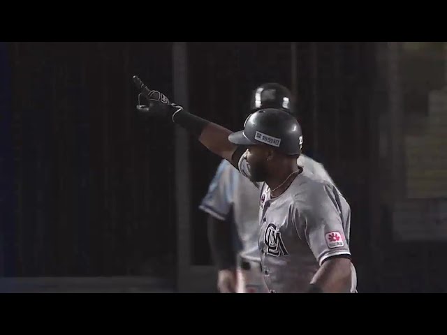 【2回裏】今日も打った!! マリーンズ・ポランコ 2戦連発となるライトへのソロHRで先制!!  2023年9月2日 千葉ロッテマリーンズ 対 東北楽天ゴールデンイーグルス